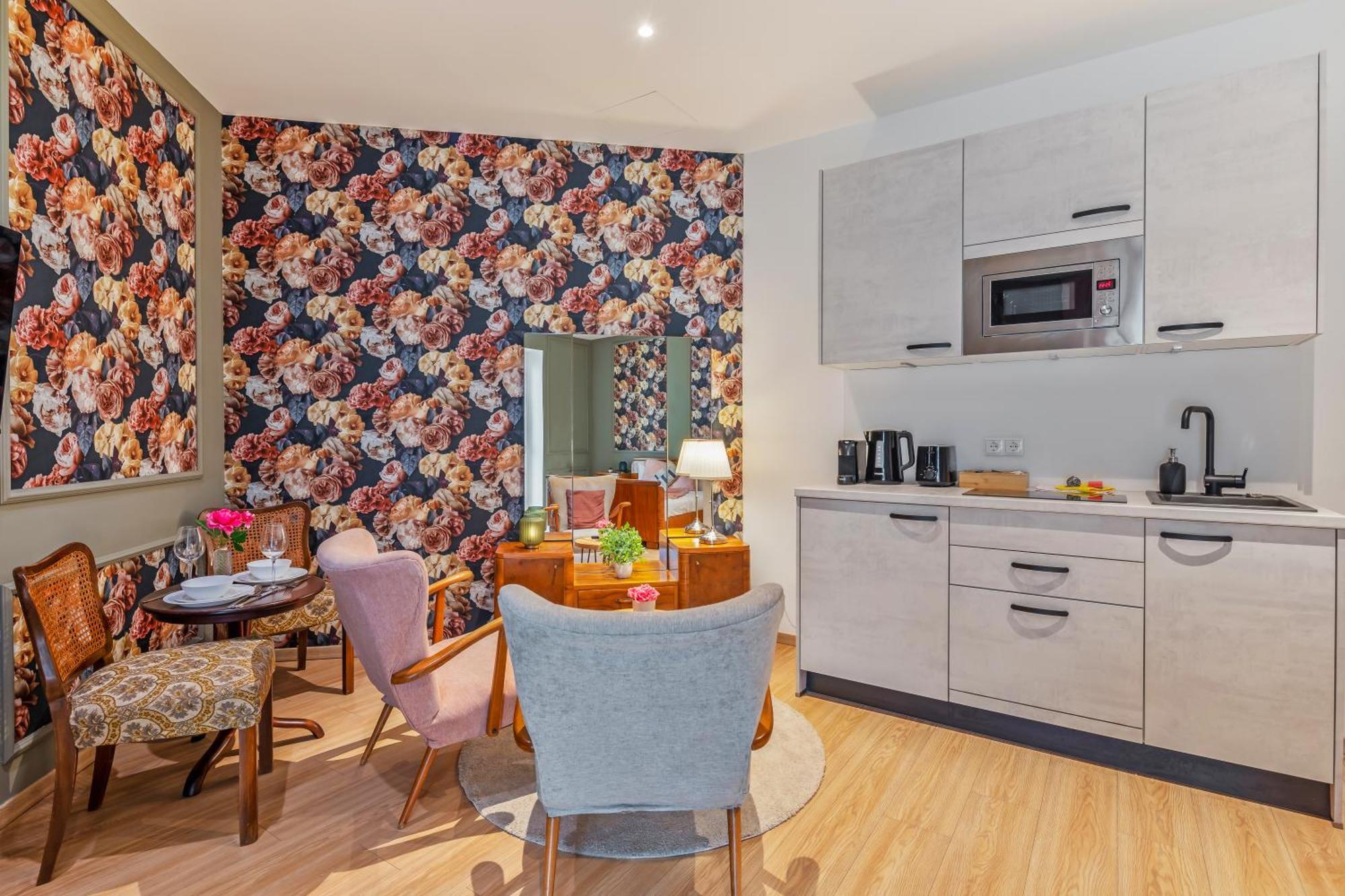 Stylish Flower Power Studio - Close To City Center & Public Transport - Ac & Wifi Viena Exterior foto